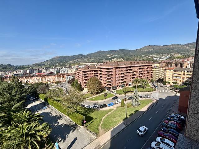 Piso en Venta en Oviedo - CL FCO BANCES CANDAMO en Masip