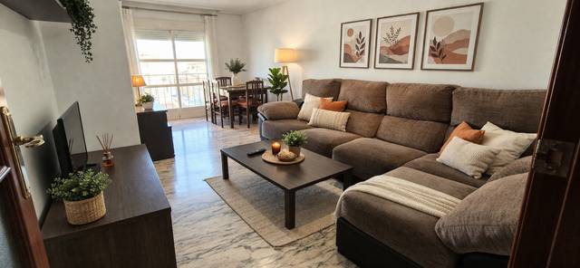 Piso en Venta en Calle Dos de Mayo en San Roque - Ronda Norte