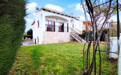 Jardí de Casa o xalet en venda en Sant Quintí de Mediona amb Jardí privat, Traster i Moblat