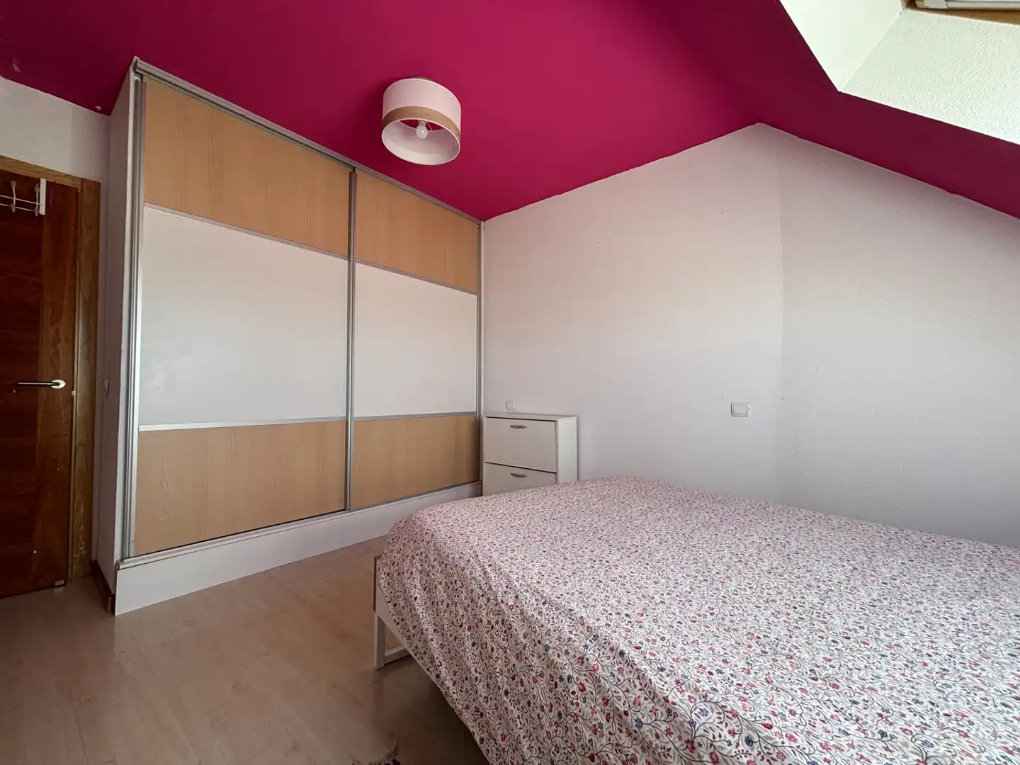 Dormitori de Pis en venda en Collado Villalba amb Aire condicionat, Calefacció i Terrassa