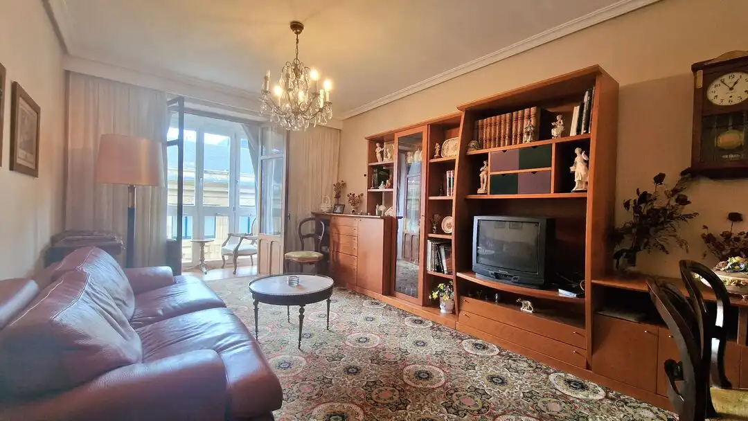 Sala de estar de Piso en venta en Donostia - San Sebastián  con Calefacción y Balcón