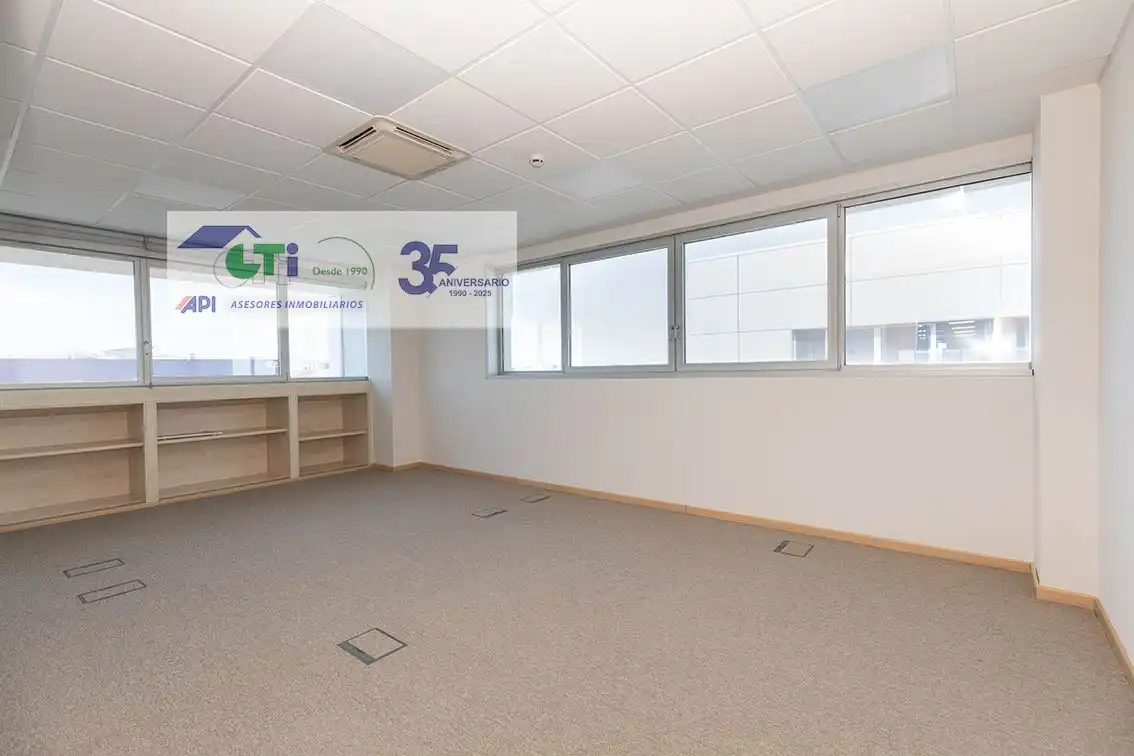 Office space to rent in C/Bari, imagen 38
