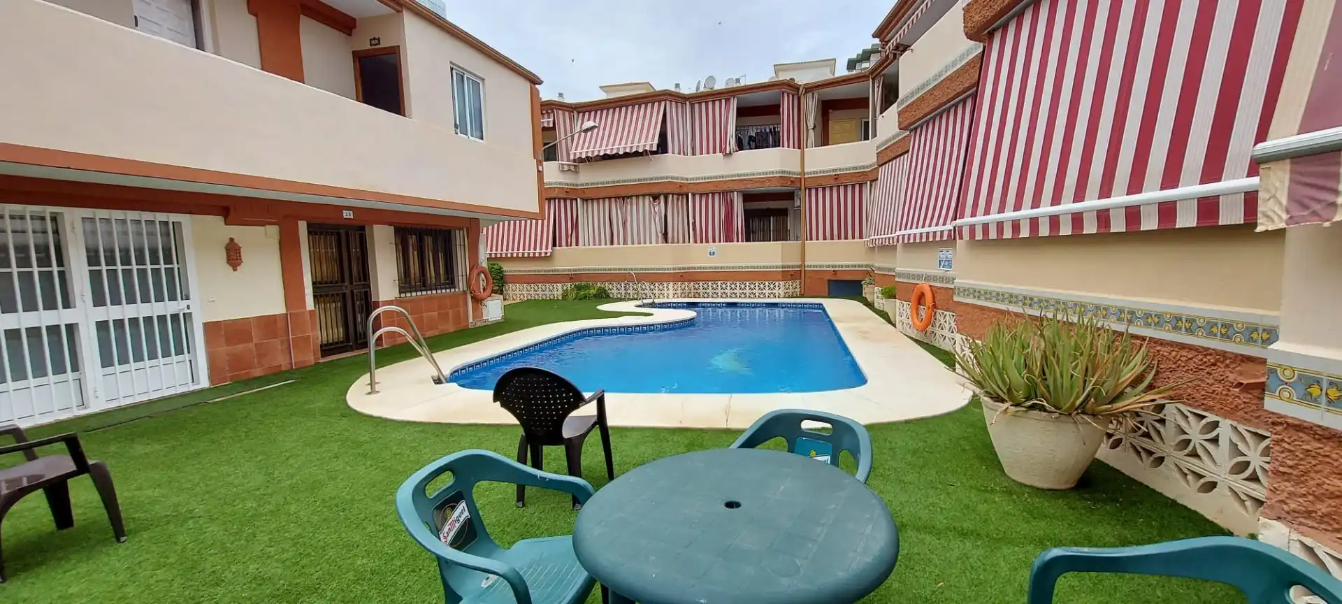 Piscina de Estudio de alquiler en Torremolinos con Aire acondicionado, Calefacción y Terraza