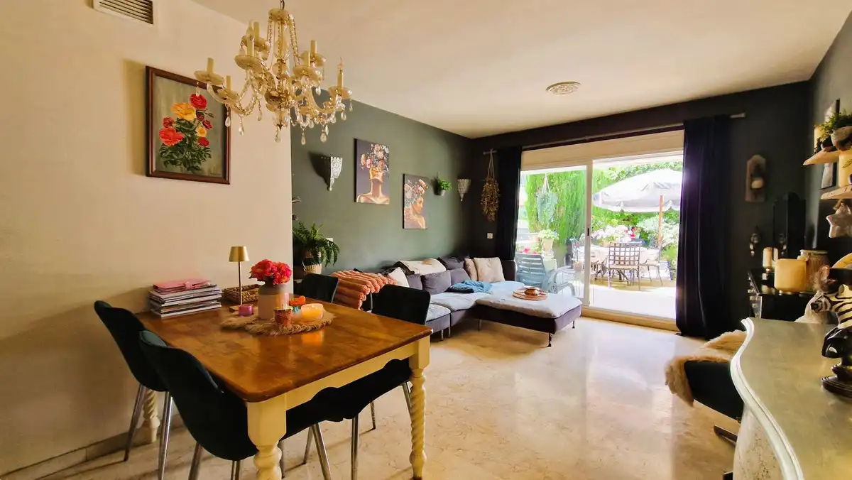 Living room of Flat for sale in San Pedro  with Air Conditioner, Private garden and Storage room