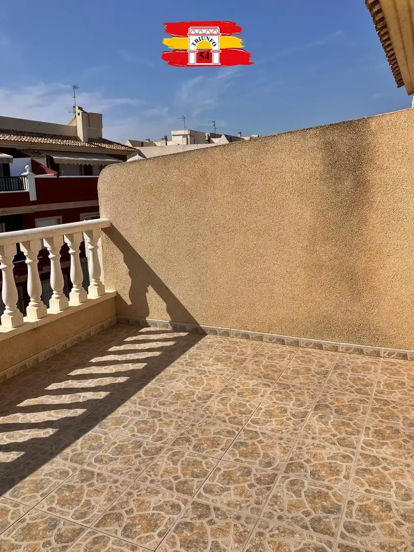 Casa pareada en venta en Avenida de Colón, imagen 9