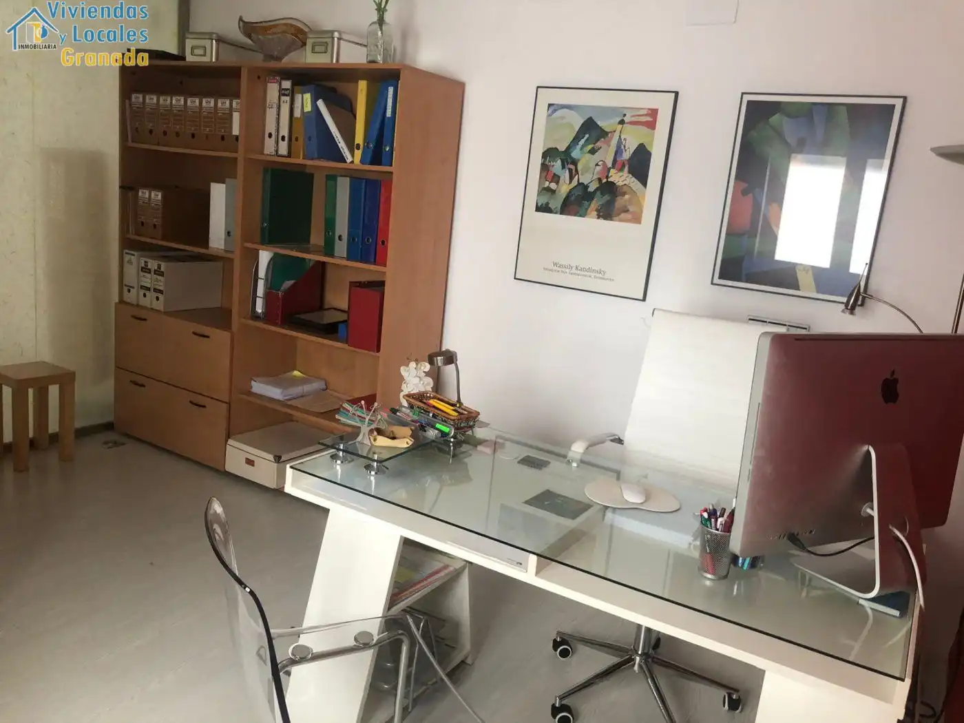 Office for rent in Granada  with Air Conditioner, Heating and Furnished