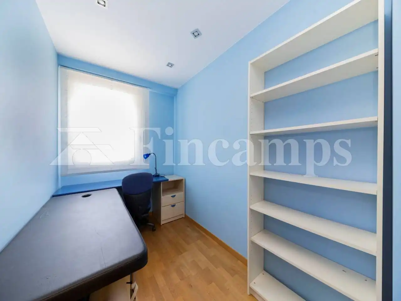 Schlafzimmer von Dachboden zum Verkauf in Terrassa mit Klimaanlage, Heizung und Parkett