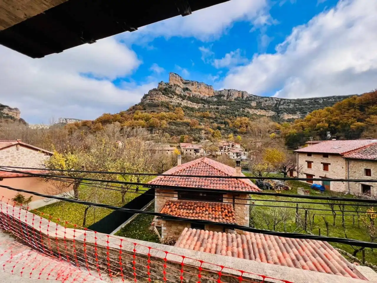 Vista exterior de Casa o chalet en venta en Valle de Sedano con Jardín privado
