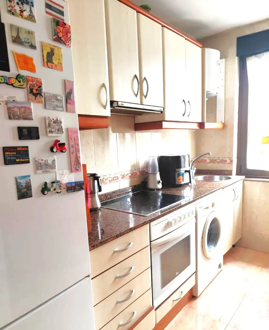 Flat for rent in Camino de la Tejerona, Ceares