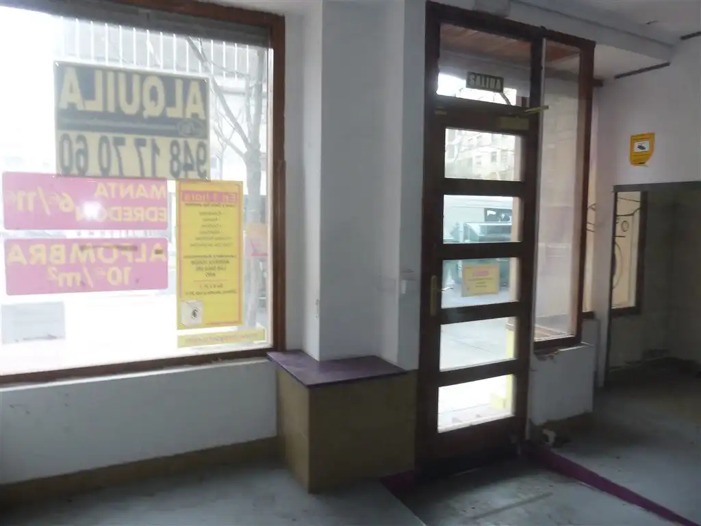 Commercial properties for rent in Calle de Iñigo Arista, Iturrama