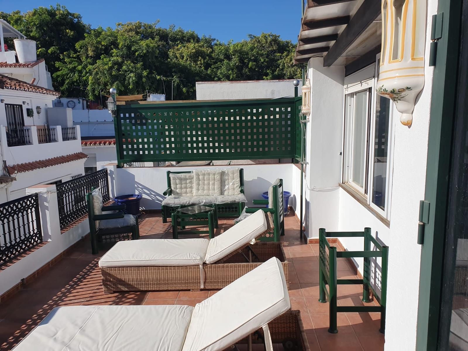 Terrassa de Casa adosada en venda en Marbella amb Aire condicionat, Jardí privat i Terrassa
