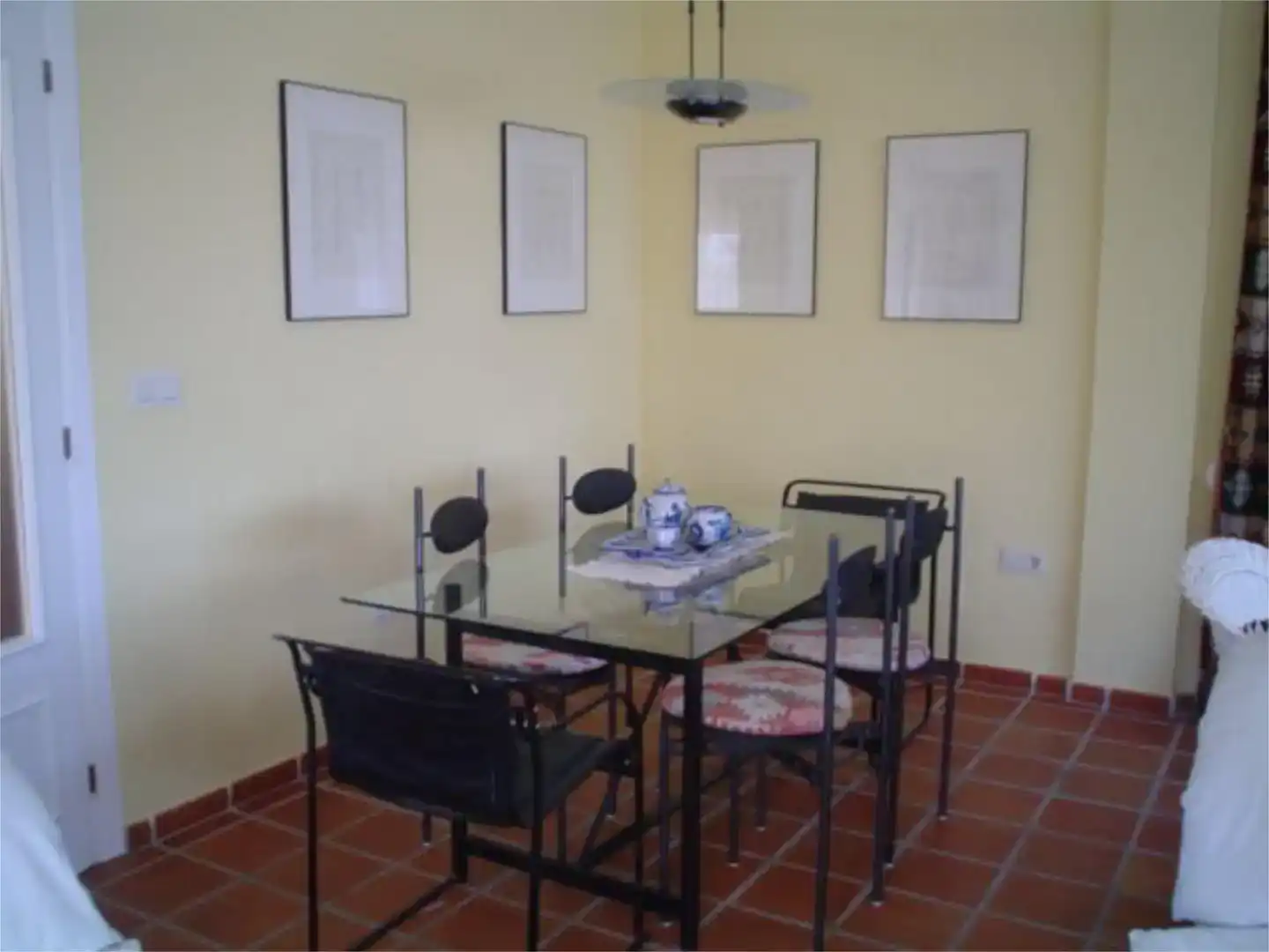 Esszimmer von Wohnung zur Miete in Salobreña mit Klimaanlage, Privatgarten und Schwimmbad