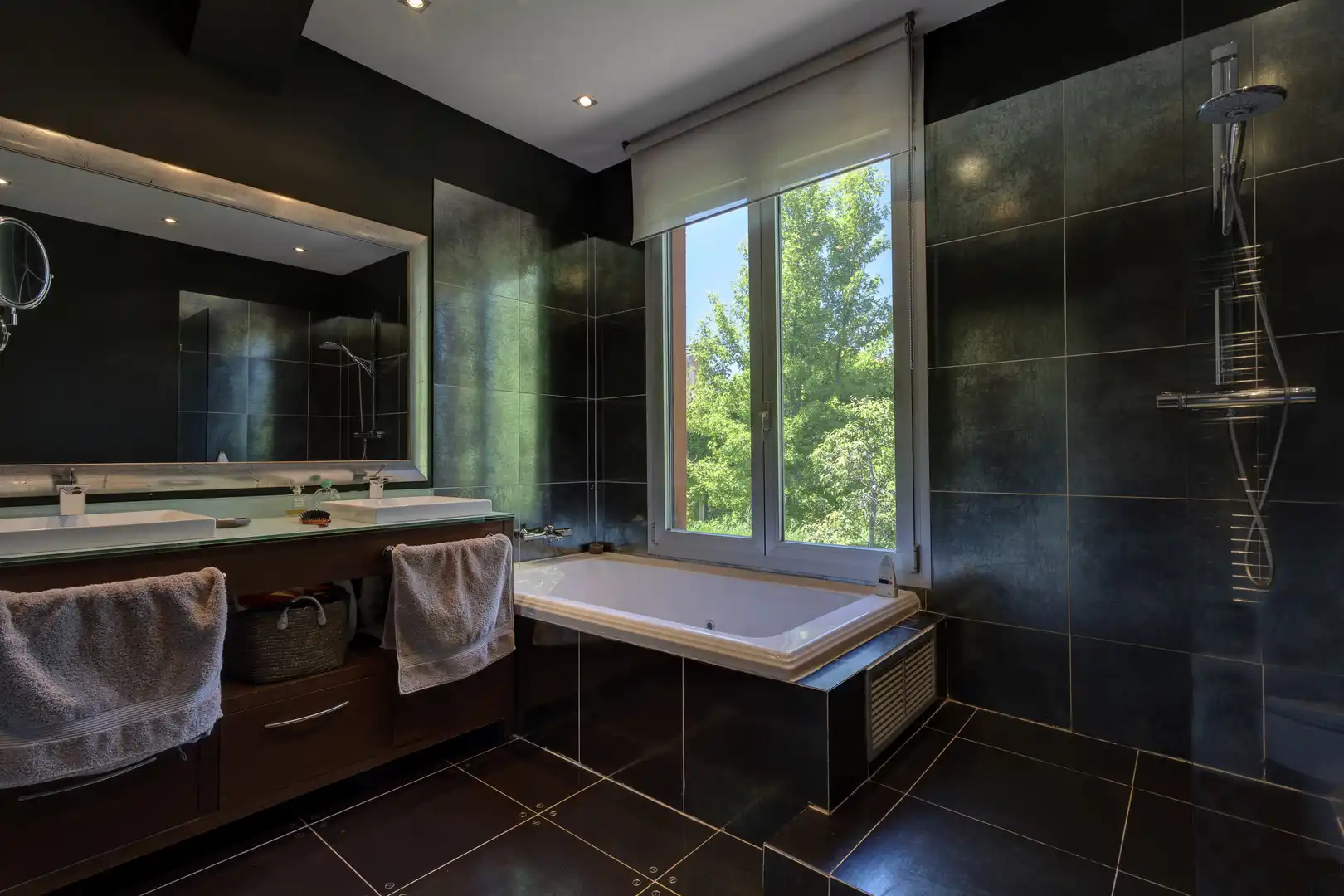 Bathroom of Houses for sale in Real Sitio de San Ildefonso  with Air Conditioner, Heating and Private garden