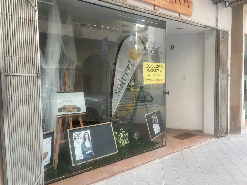 Gewerbefläche zur Miete in Carrer de Barcelona