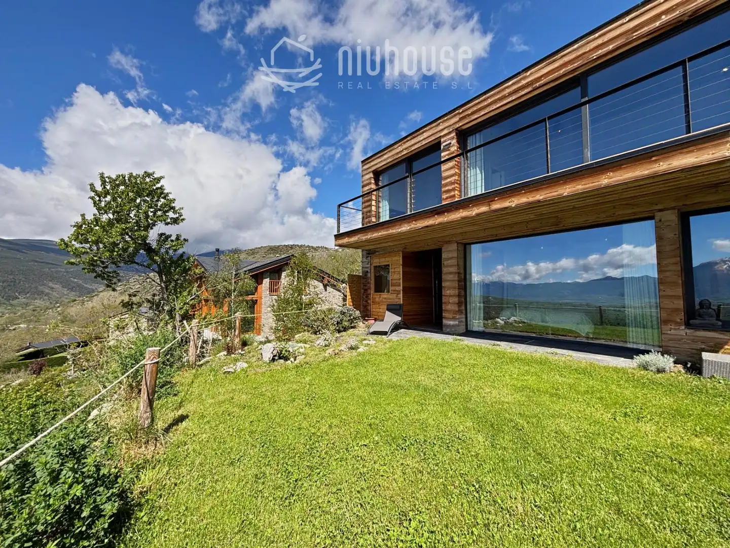 Terraza de Casa o chalet en venta en Enveitg