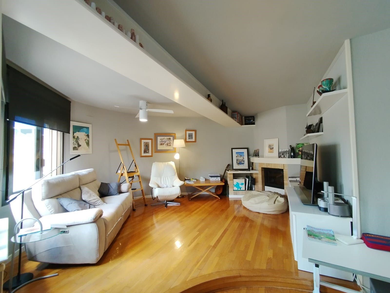 Sala d'estar de Casa adosada en venda en Palamós amb Calefacció, Terrassa i Traster