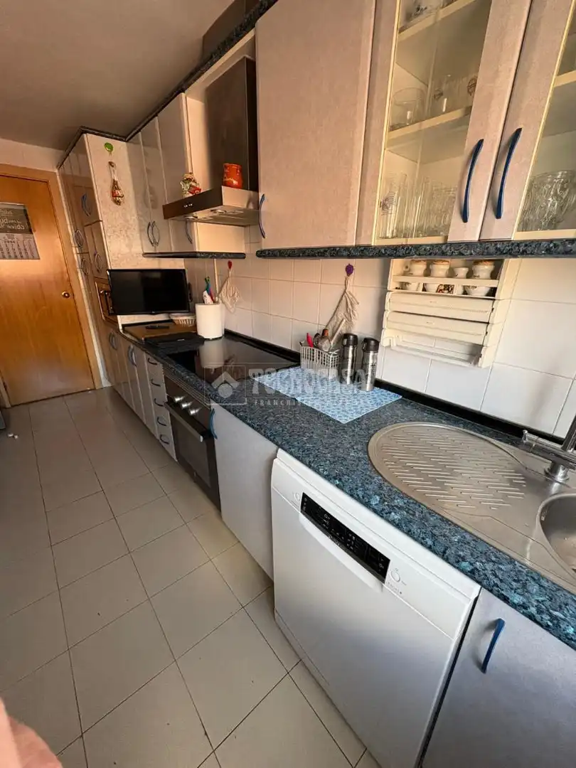 Kitchen of Flat for sale in Madrid