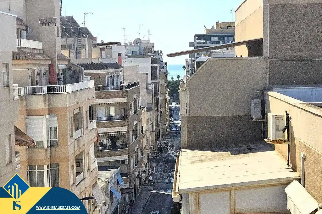Penthouse with terrace for sale in Centro