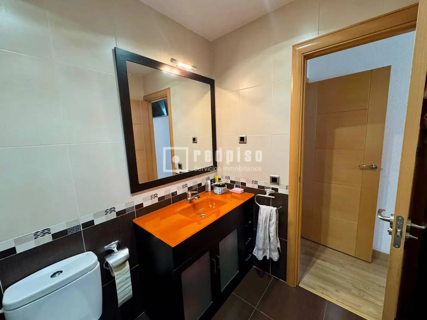 Bathroom of Houses for sale in Valdemoro  with Air Conditioner, Heating and Terrace