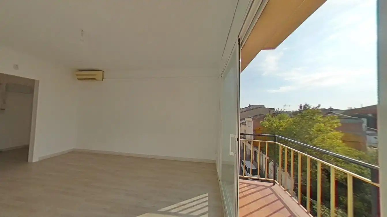 Balcony of Flat for sale in Sabadell  with Heating