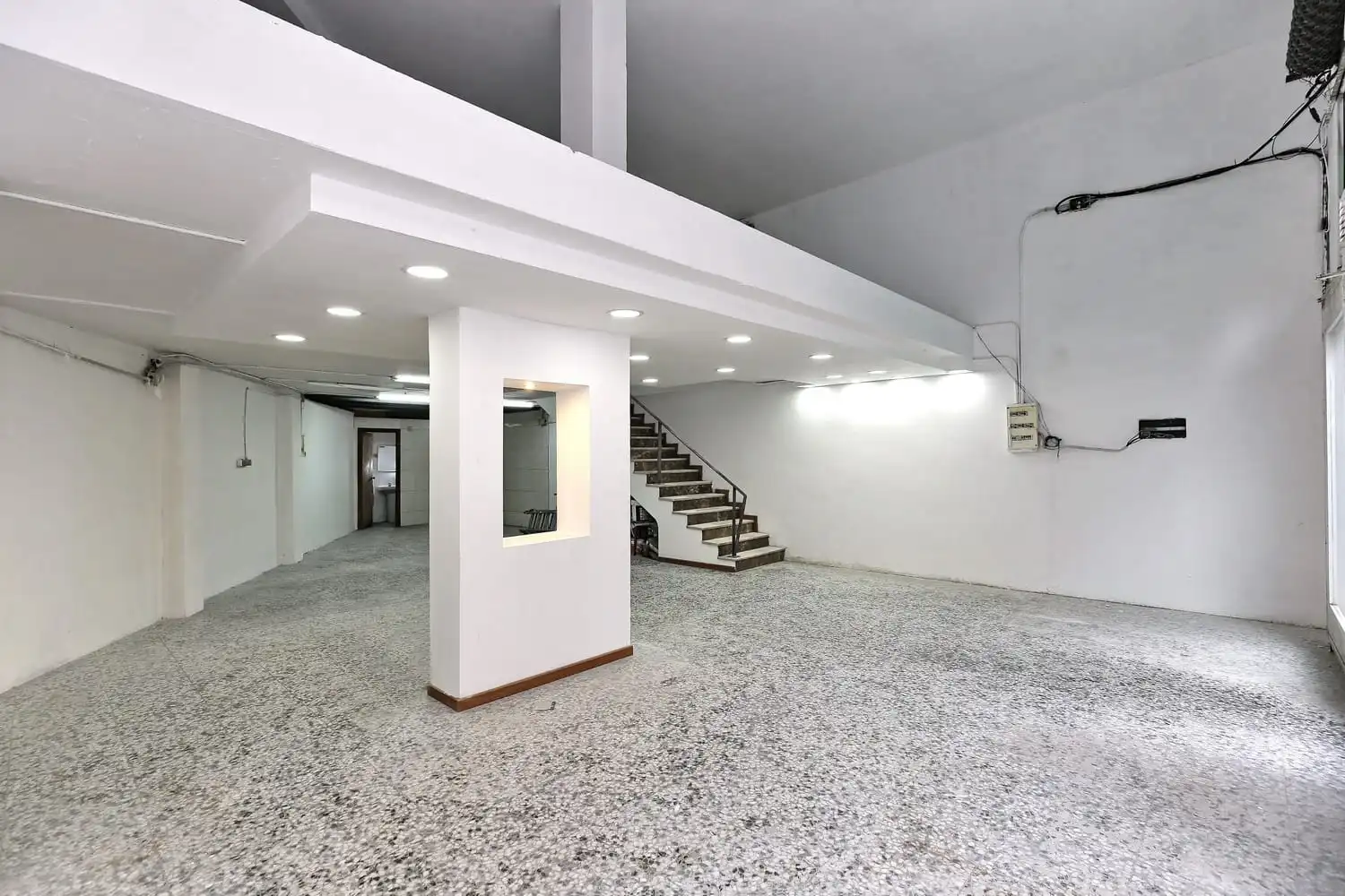 Local comercial en alquiler en Centre