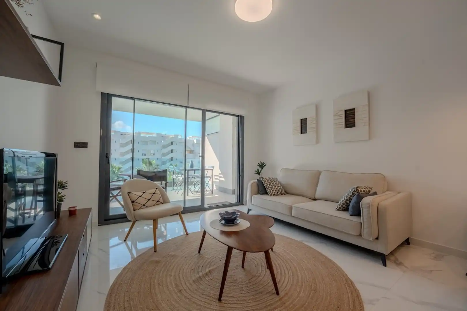 Flat with terrace for sale in El Raso, imagen 7