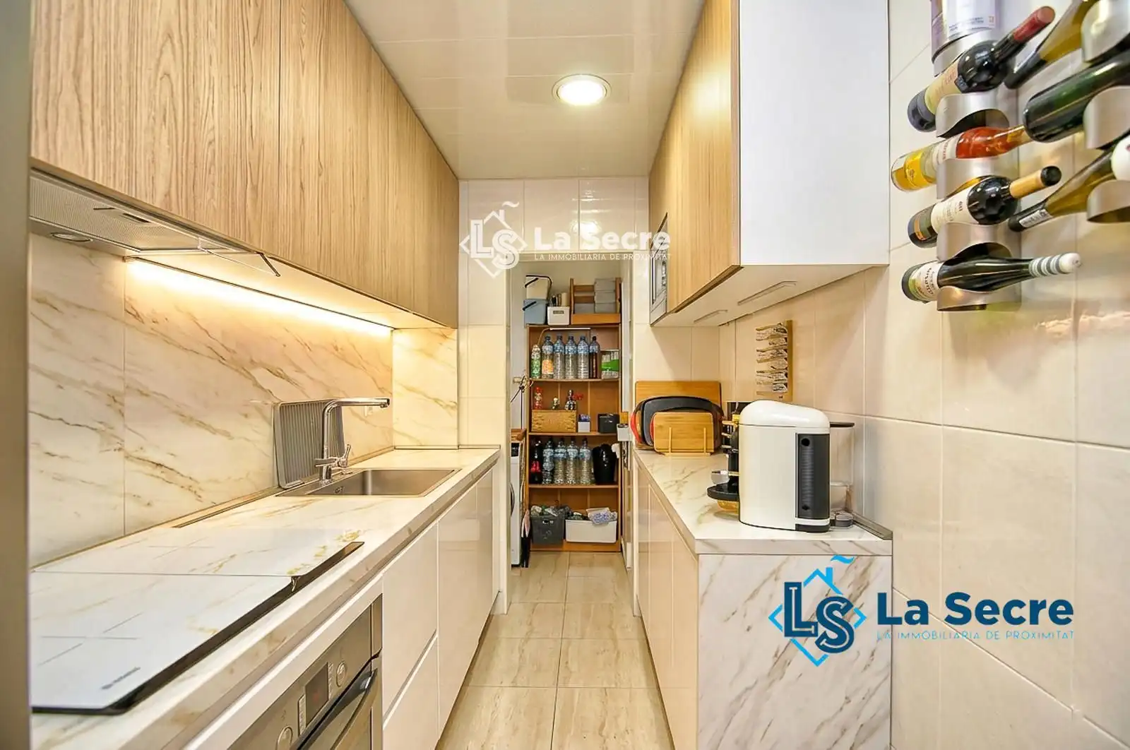 Cocina de Piso en venta en Barcelona con Calefacción y Terraza