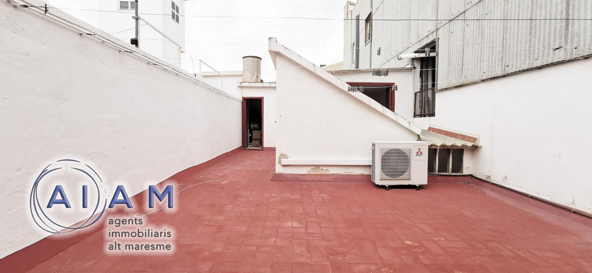Terrassa de Edifici en venda en Calella