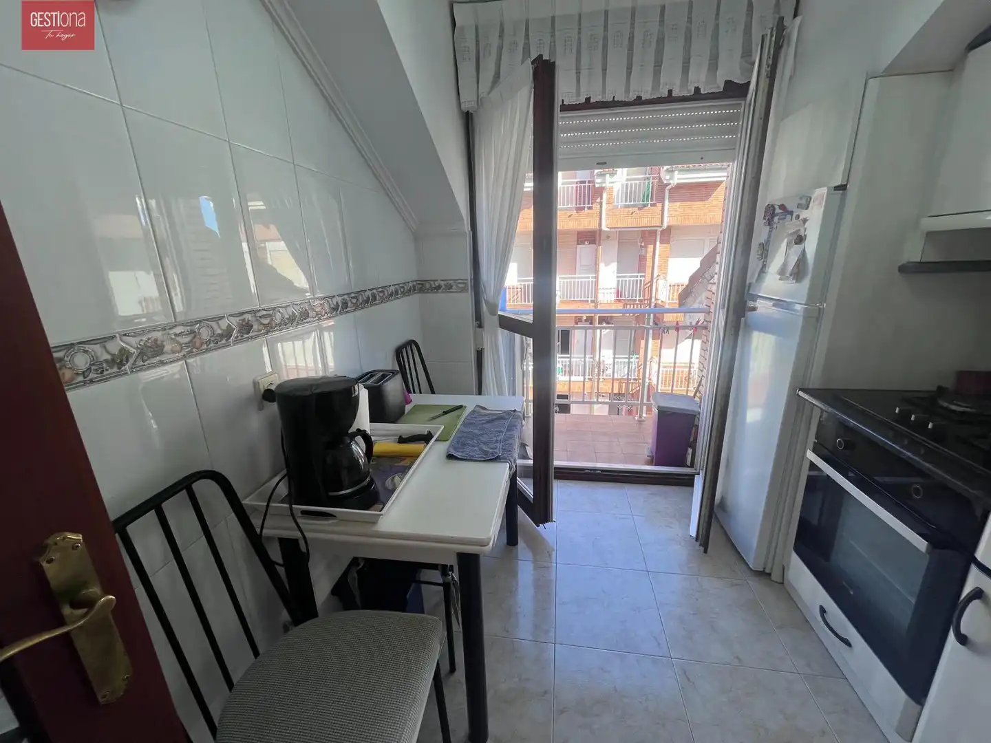 Terrasse von Dachboden zum Verkauf in Noja mit Heizung, Terrasse und Möbliert