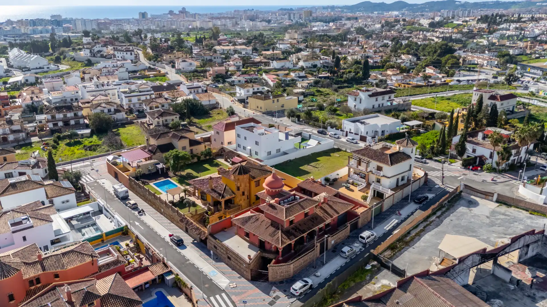 Vista exterior de Casa o chalet en venta en Mijas con Aire acondicionado, Calefacción y Jardín privado