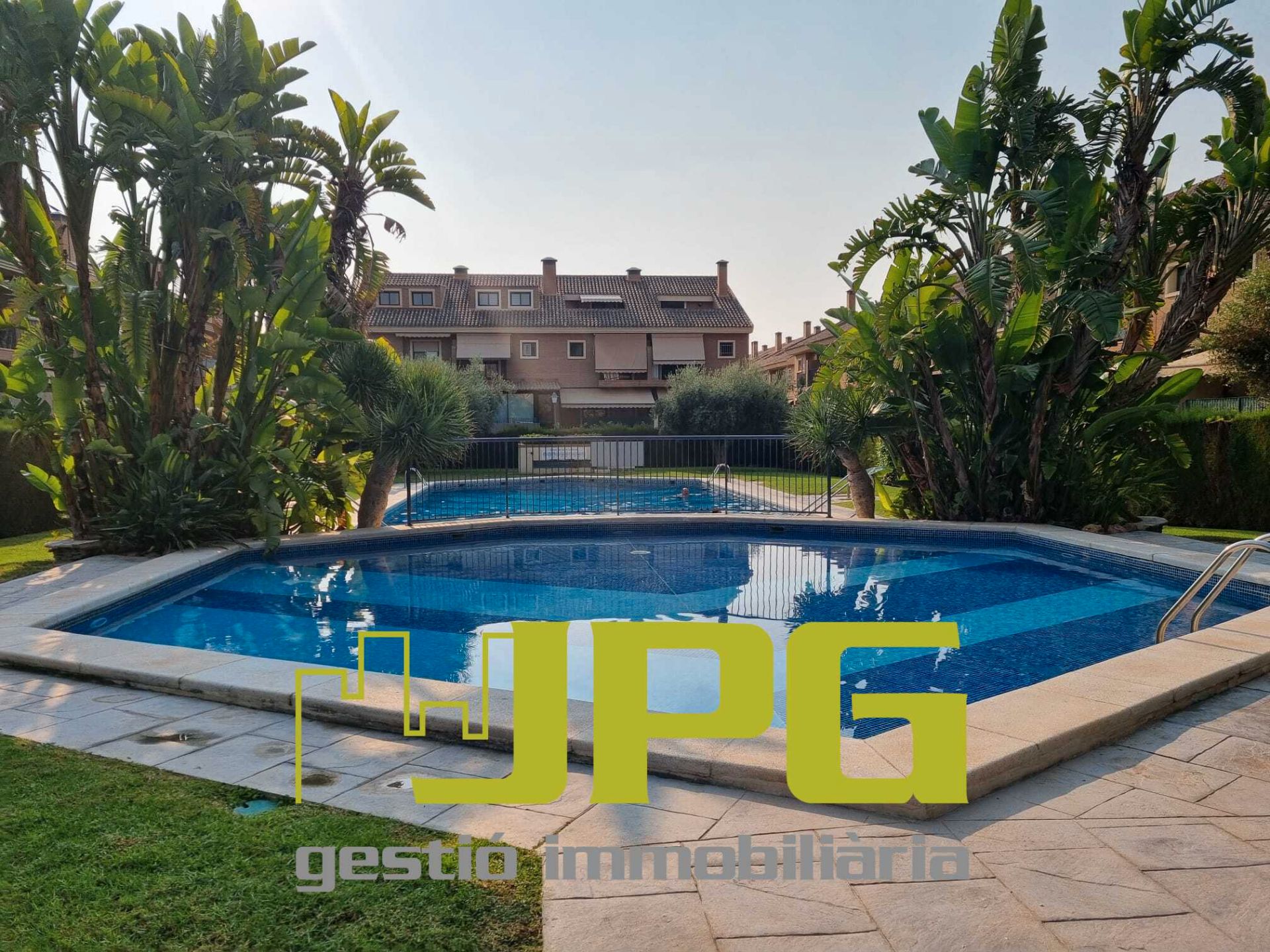 Piscina de Casa adosada en venda en Sant Joan d'Alacant amb Aire condicionat, Terrassa i Piscina comunitària