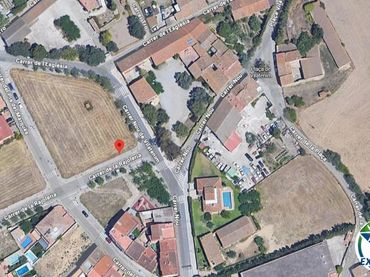 Terreny residencial en venda a Urbanització els Xiprers