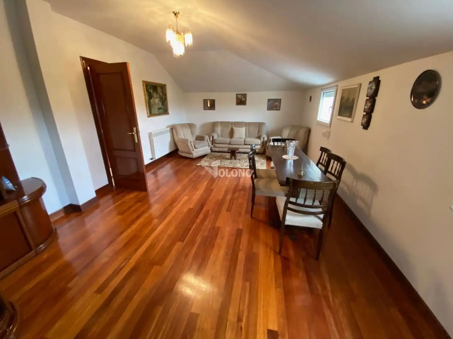 Sala d'estar de Casa o xalet en venda en Haro amb Calefacció, Jardí privat i Parquet