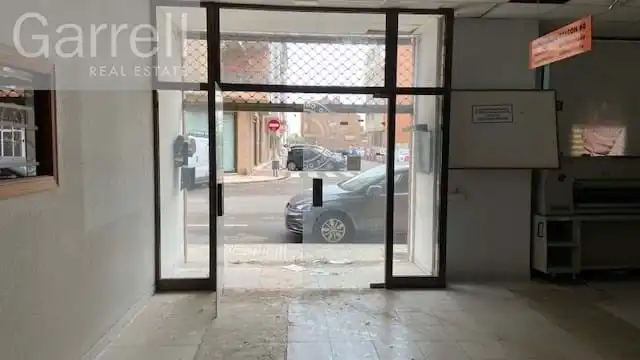 Business premises for sale in carrer VERGES PAULI -
Es: Pl: Pt:
 TORTOSA (TARRAGONA), imagen 2