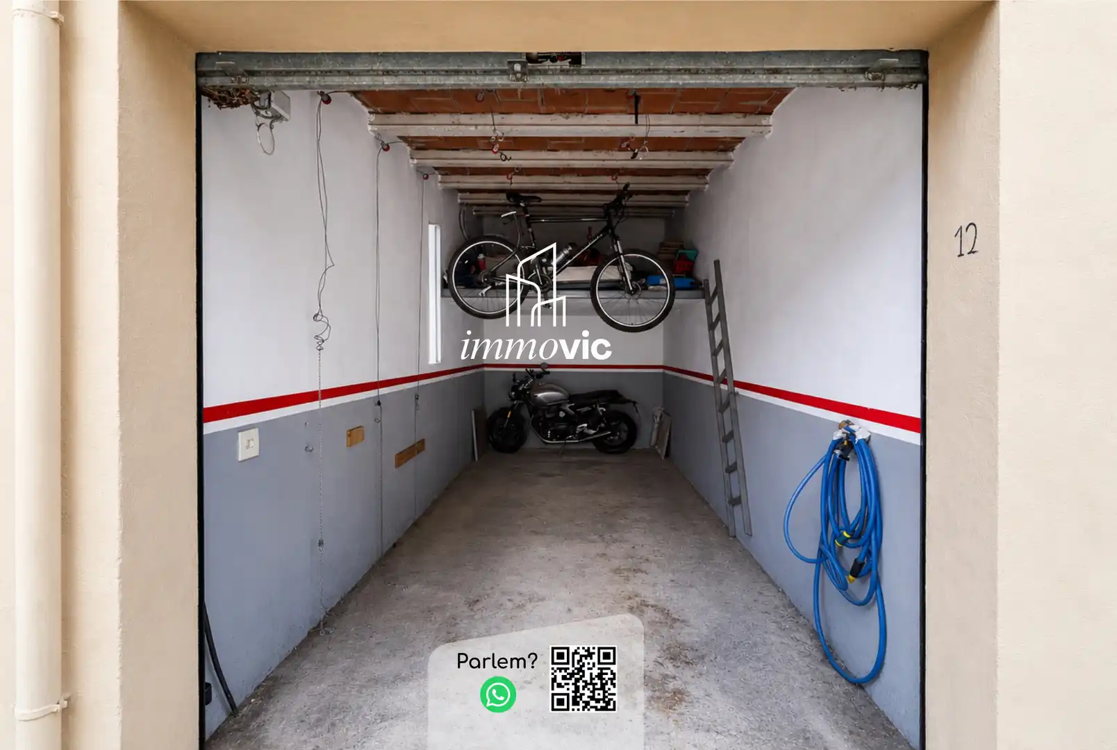 Parking of Detached homes for sale in Olot  with Heating, Private garden and Parquet flooring