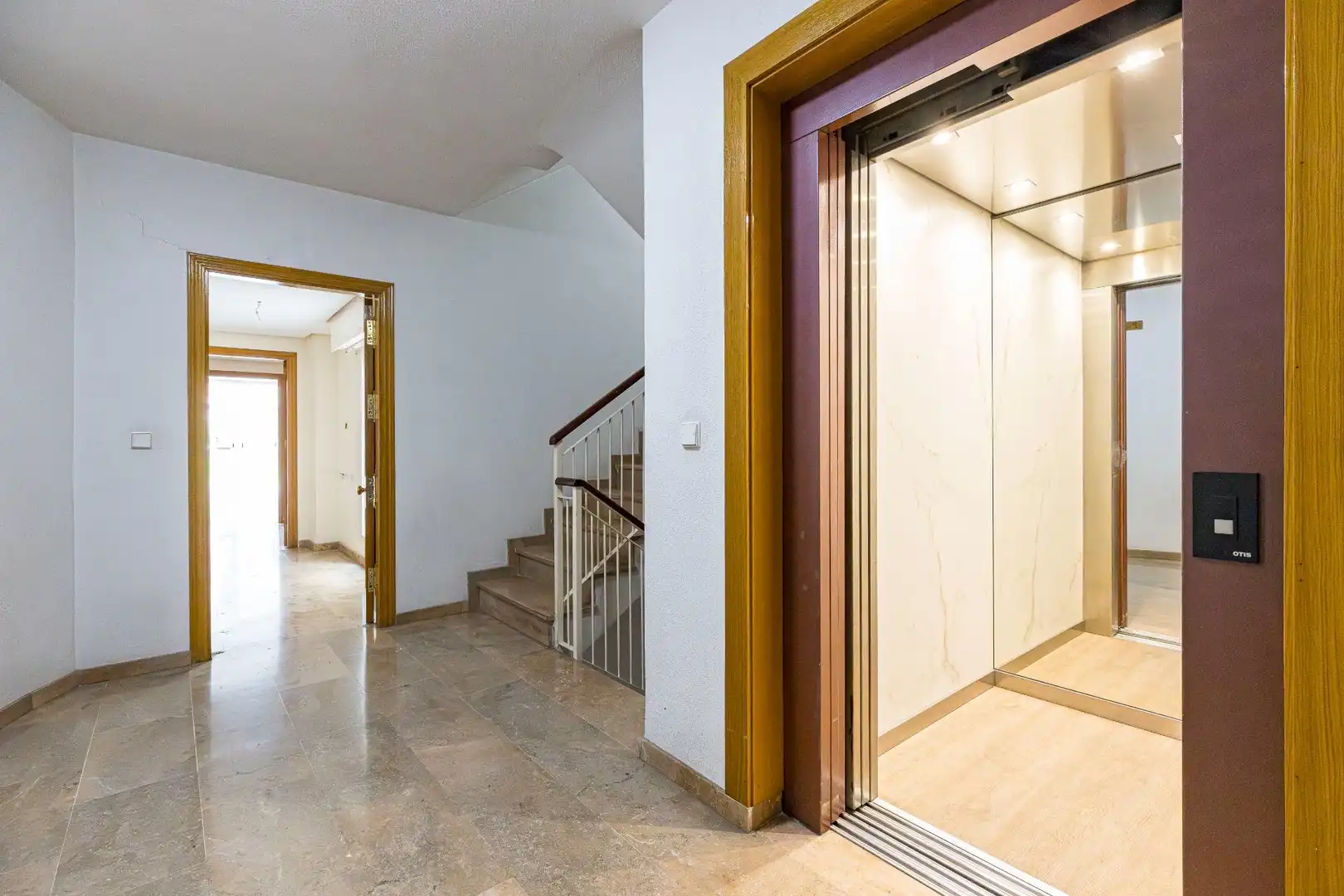 Flat for sale in Murcia  with Air Conditioner, Storage room and Balcony