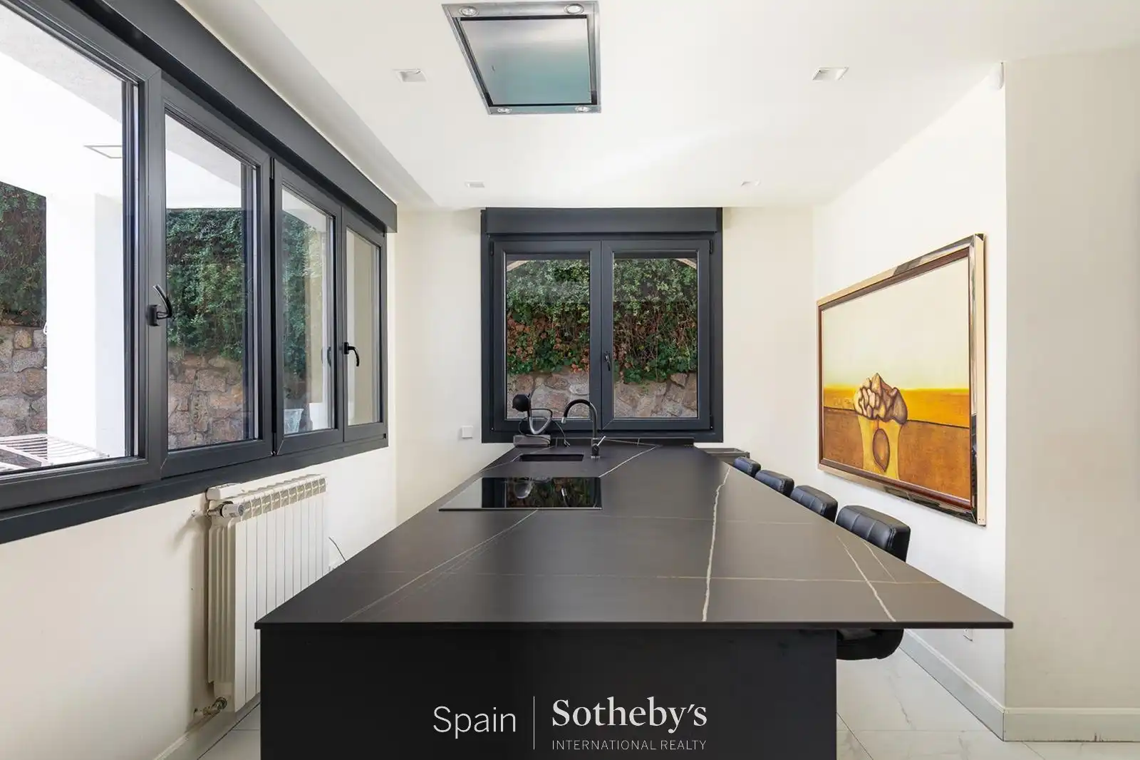 Cuina de Casa o xalet en venda en Madrid amb Aire condicionat, Jardí privat i Terrassa