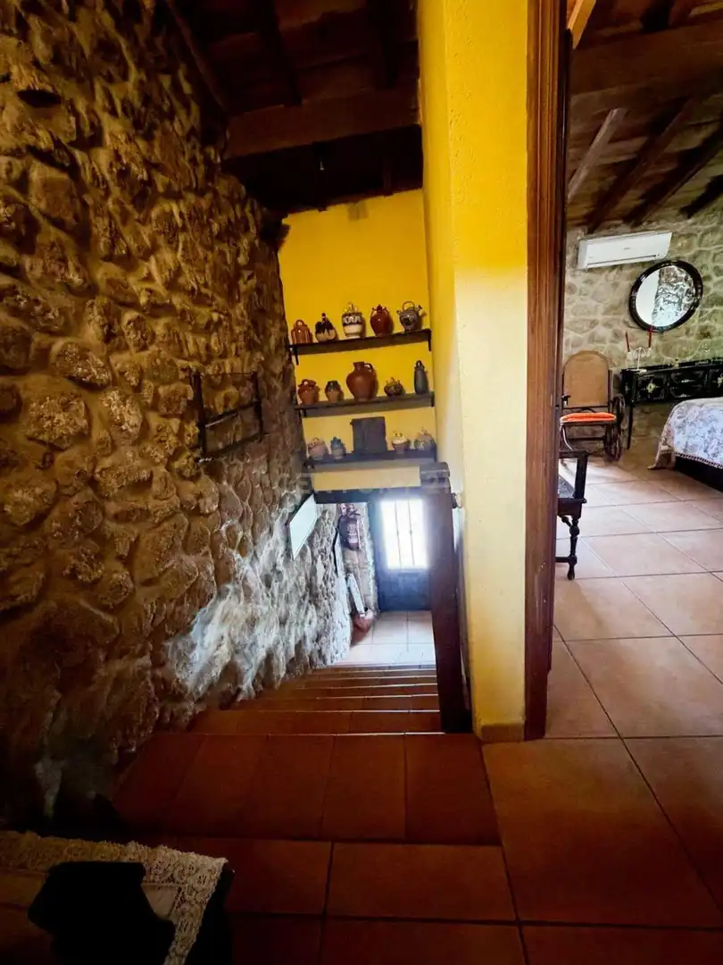 Country house zum Verkauf in Villamiel mit Klimaanlage, Mikrowelle und Fernseher