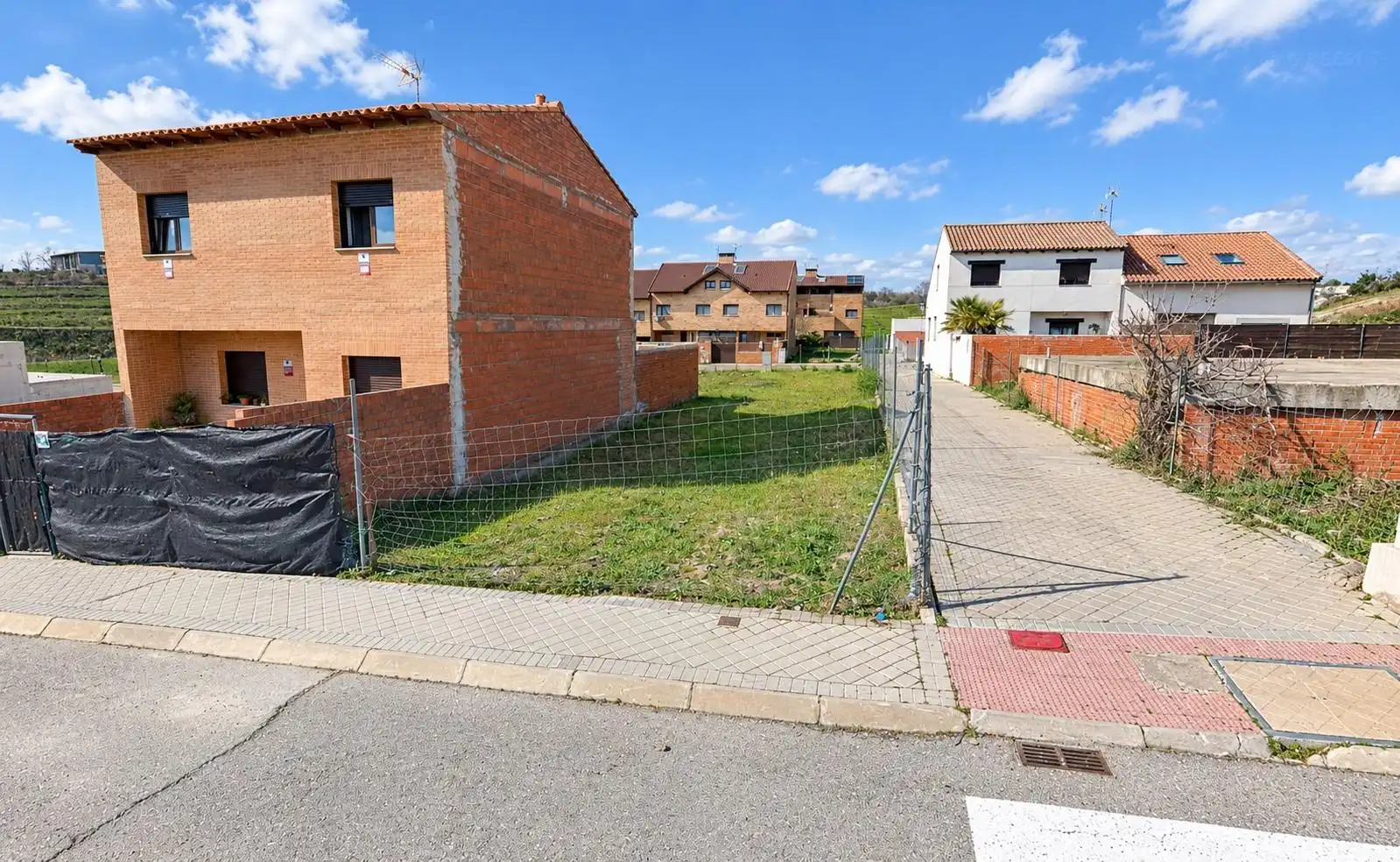 Terreno residenziale in vendita a Borox