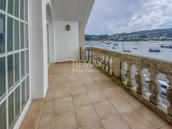 Flat for sale in Cangas , Pontevedra