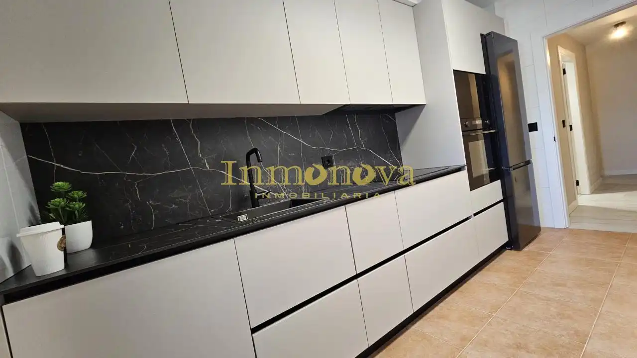 Wohnung zum Verkauf in RUA FRANCISCO LORENZO MARIÑO, 50, Aguiño