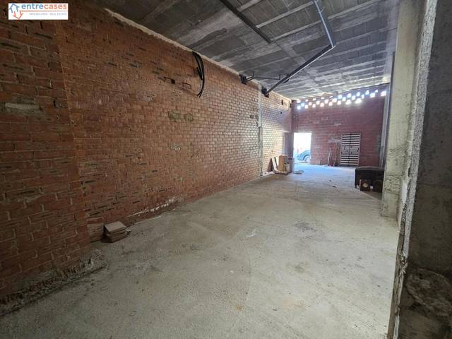 Local comercial en Venta en Moncófar Pueblo