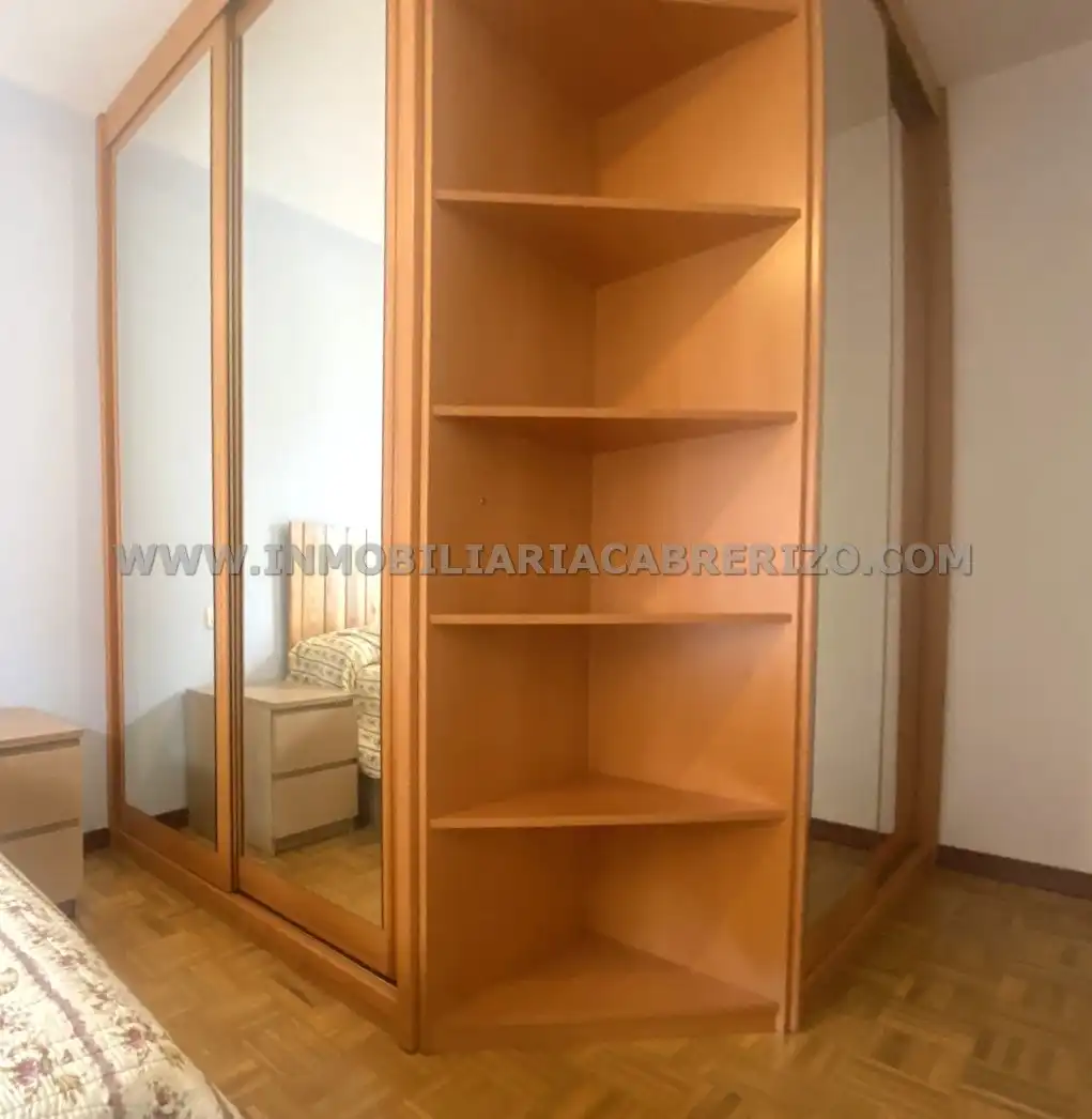 Habitación de Piso en venta en  Pamplona / Iruña con Calefacción, Jardín privado y Parquet