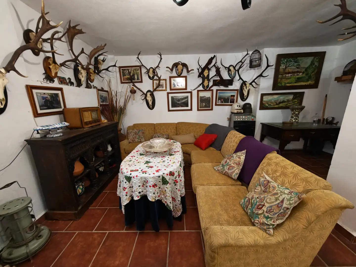 Sala de estar de Casa o chalet en venta en Alhaurín de la Torre con Aire acondicionado, Calefacción y Jardín privado