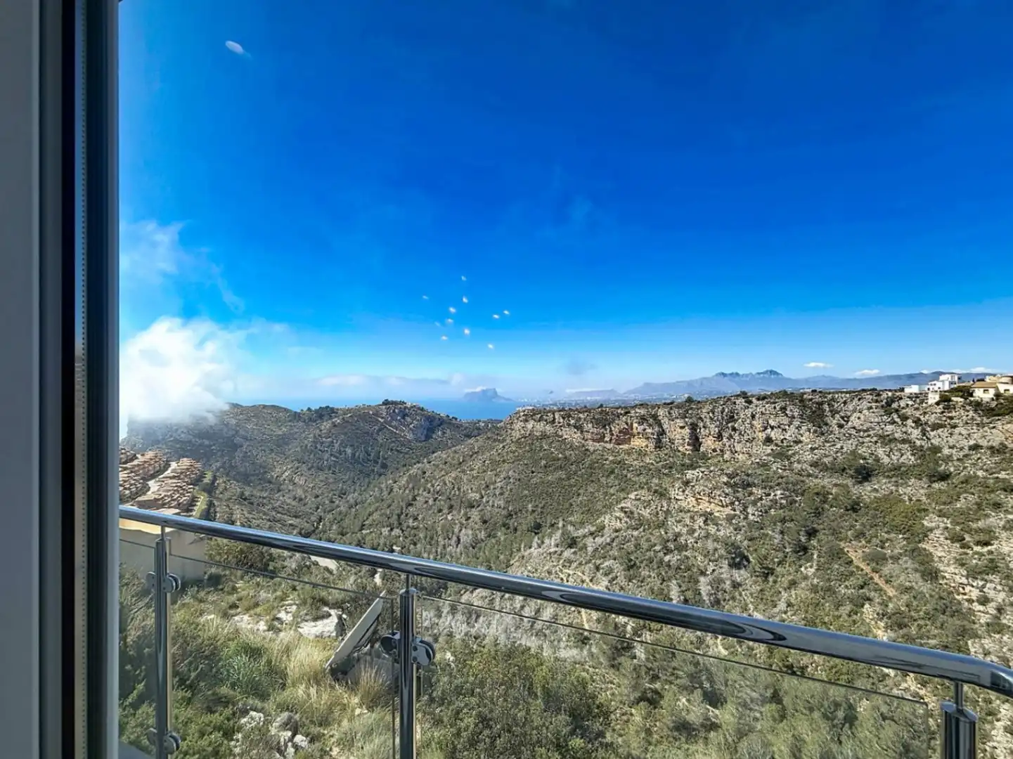 Vista exterior de Casa o xalet en venda en Benitachell / El Poble Nou de Benitatxell amb Aire condicionat, Calefacció i Jardí privat