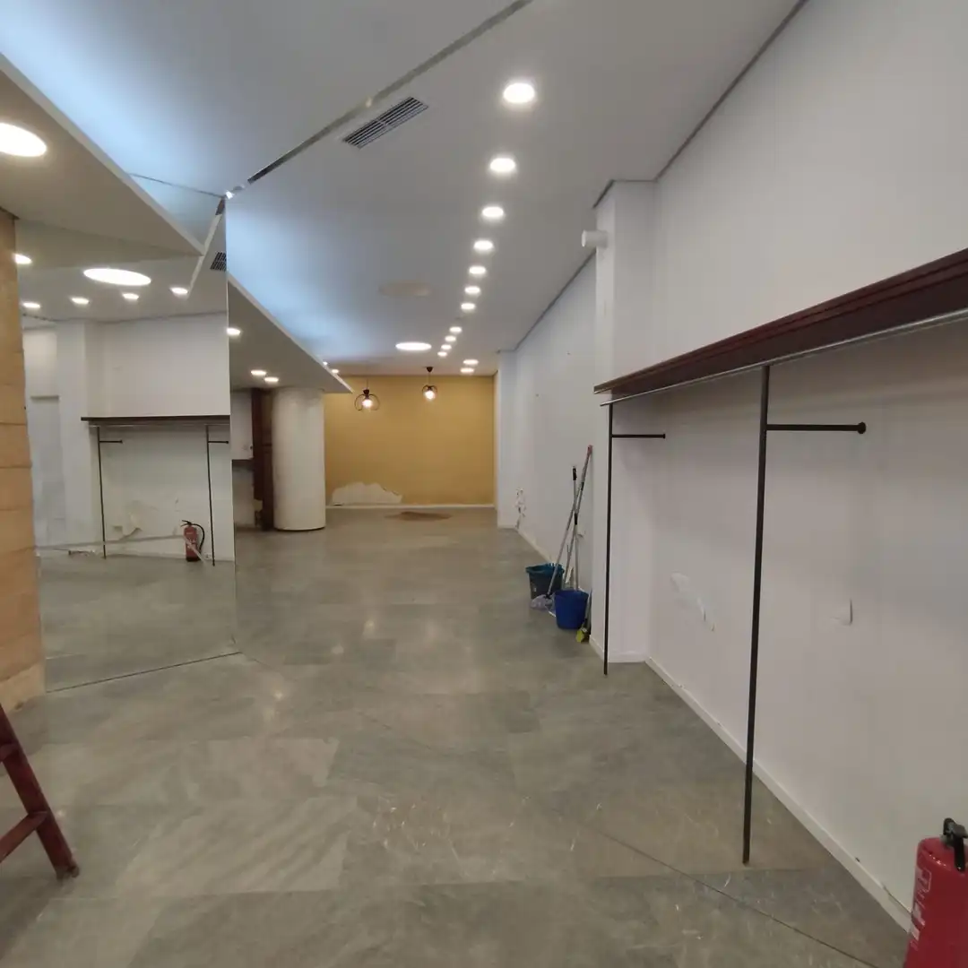 Local comercial en venda a Algemesí, imagen 2