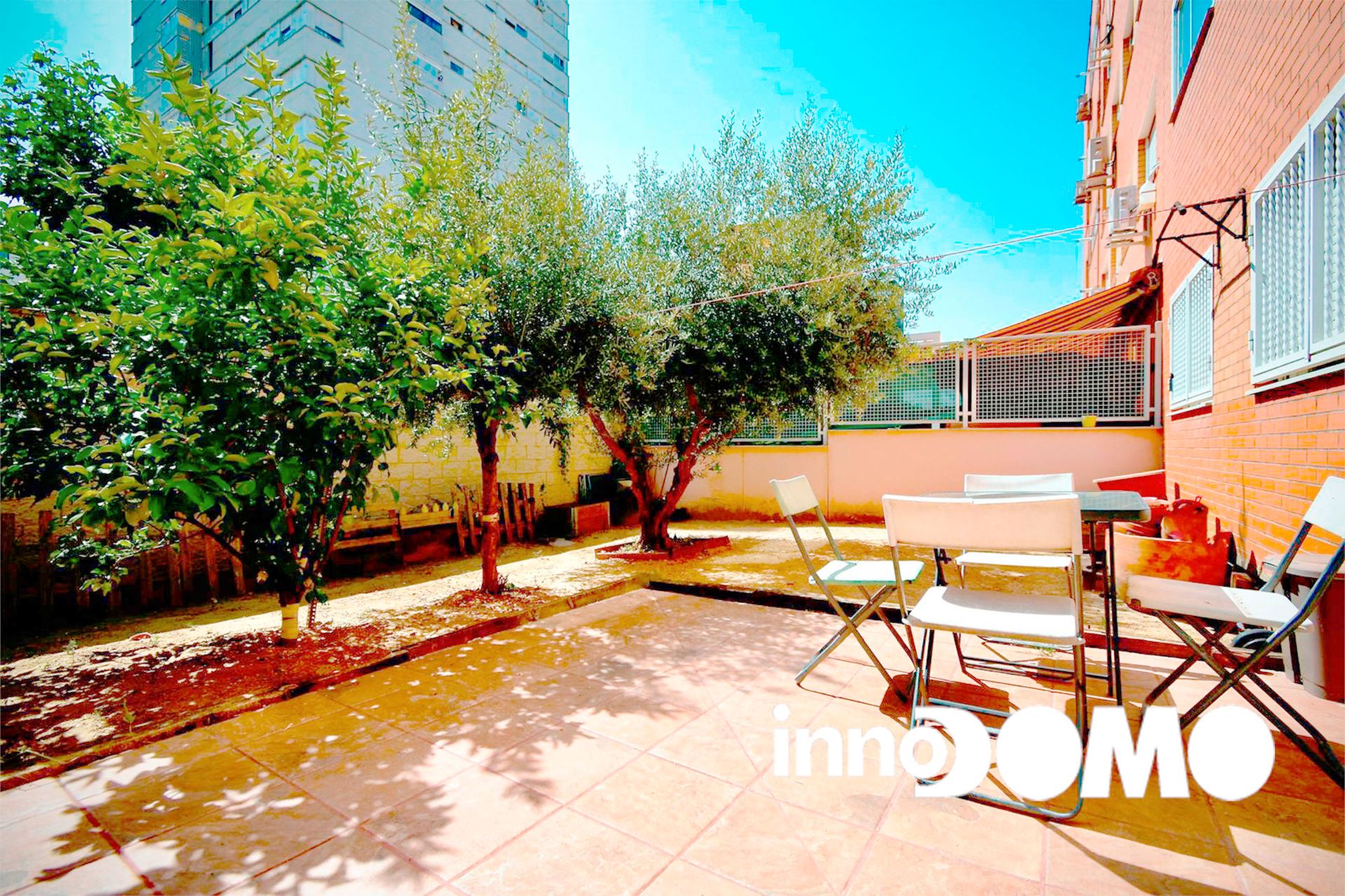 Terrassa de Planta baixa en venda en Parla amb Calefacció, Parquet i Traster