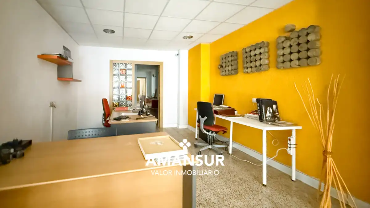 Business premises for sale in Calle Miguel Redondo, imagen 2