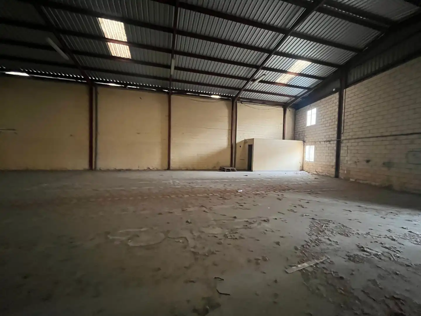 Nau industrial en venda a Zona Sur - Av. de España - San Miguel, imagen 3