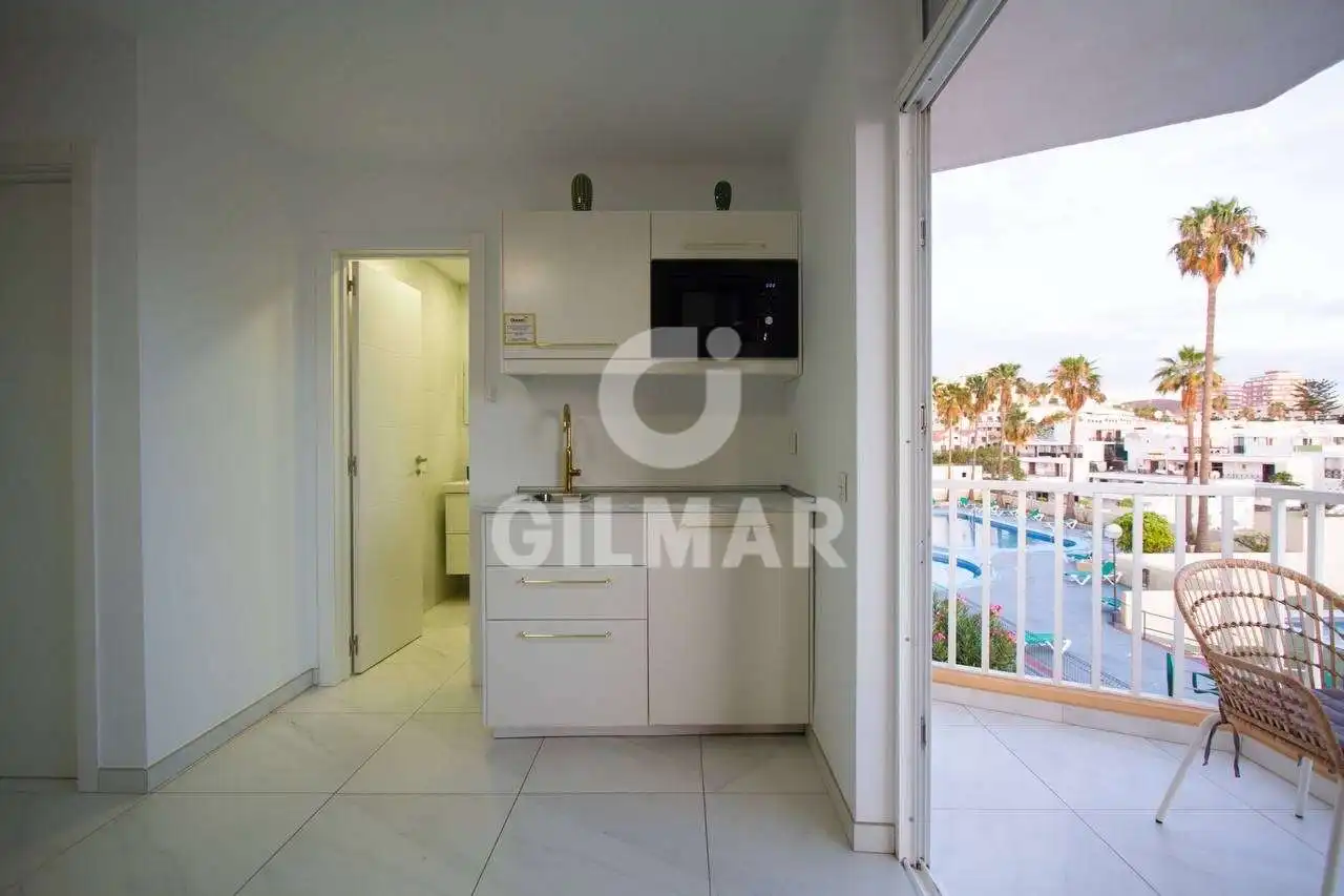 Habitación de Apartamento en venta en Arona con Aire acondicionado, Amueblado y Balcón